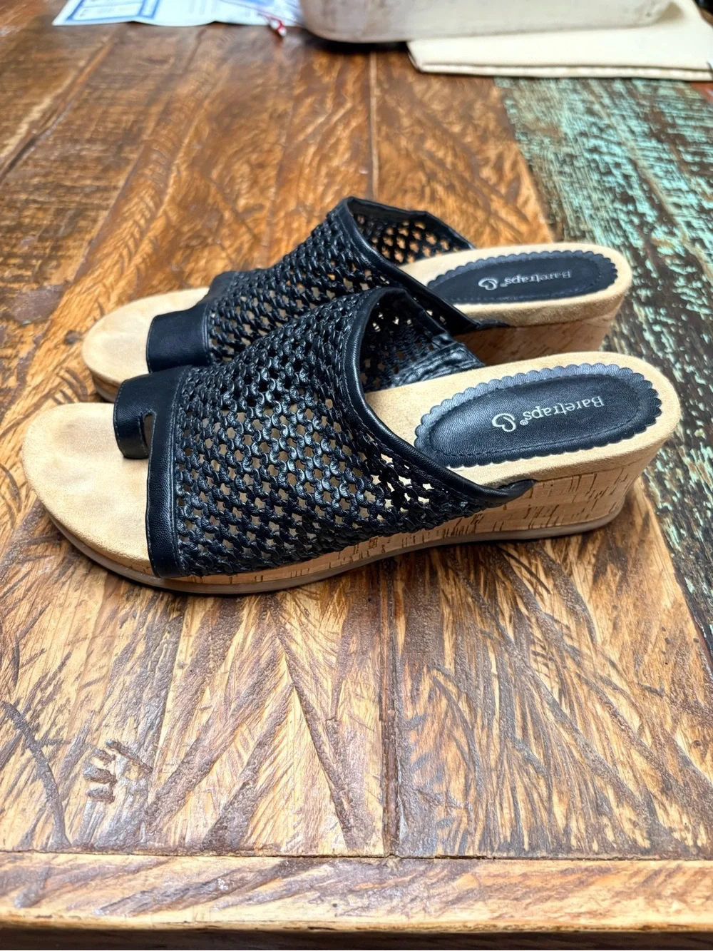 BareTraps Flossey Wedge Black Woven Mesh Cork Wedge Slides Sandals Size 11